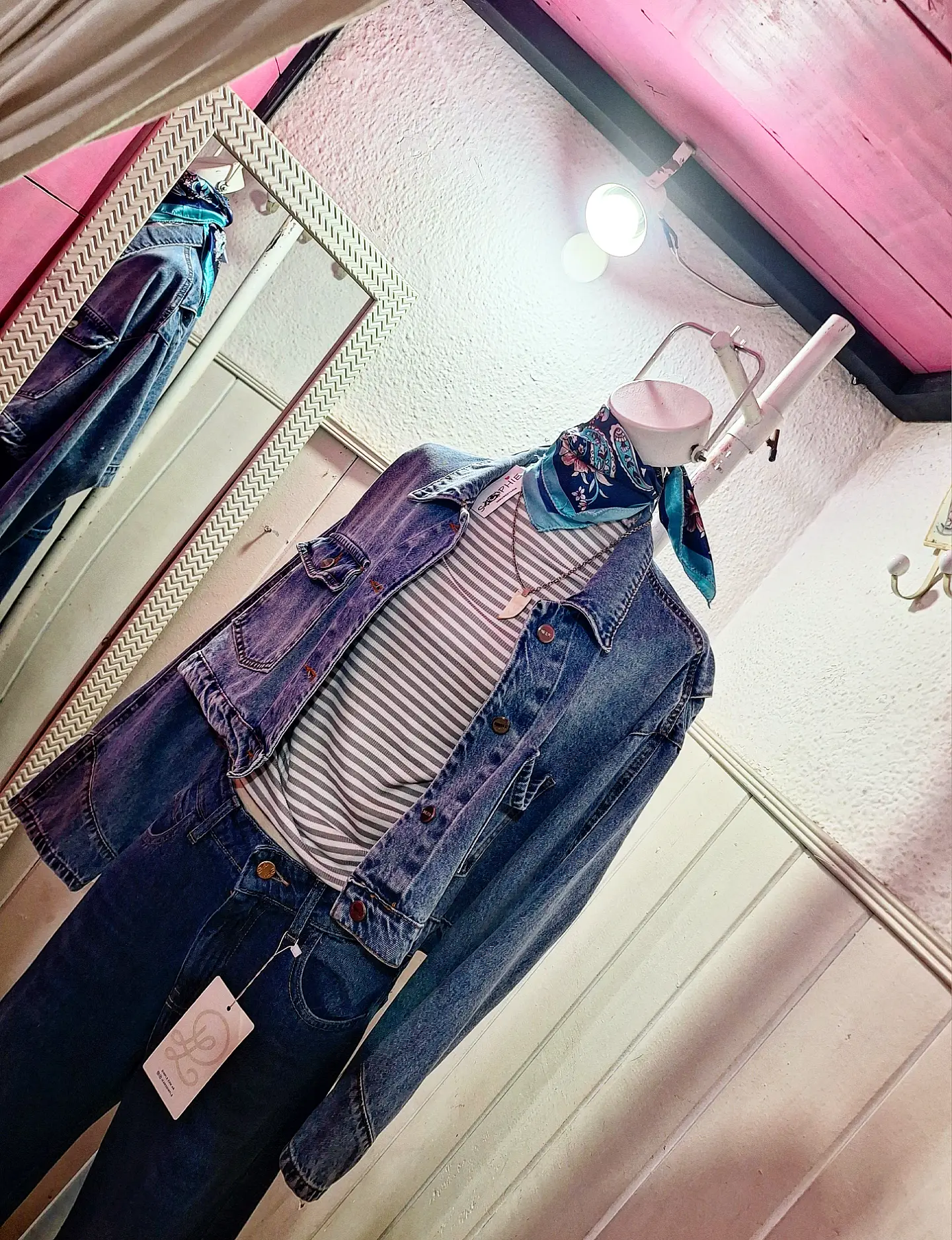 Campera Denim Detalle Cuello & Accesorios - Sophie Indumentaria